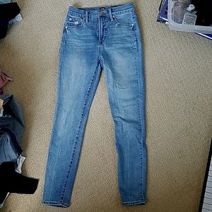 25 size skinny jeans
